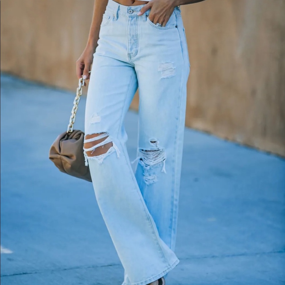 HIGH WAIST 90βs Style Light Wash Wide Leg Distressed Ripped Flare Denim Jeans - Picture 9 of 10